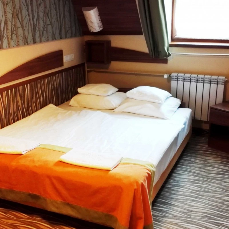 Jula Cazare | Hotel*** (K0002-20) Imaginea poate fi supusă drepturilor de autor. Se recomandă contactarea titularului drepturilor.