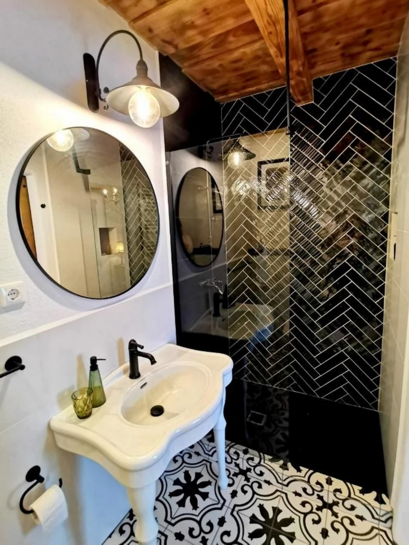 Șiclod Cazare | Hotel**** (K1495-22) Imaginea poate fi supusă drepturilor de autor. Se recomandă contactarea titularului drepturilor.