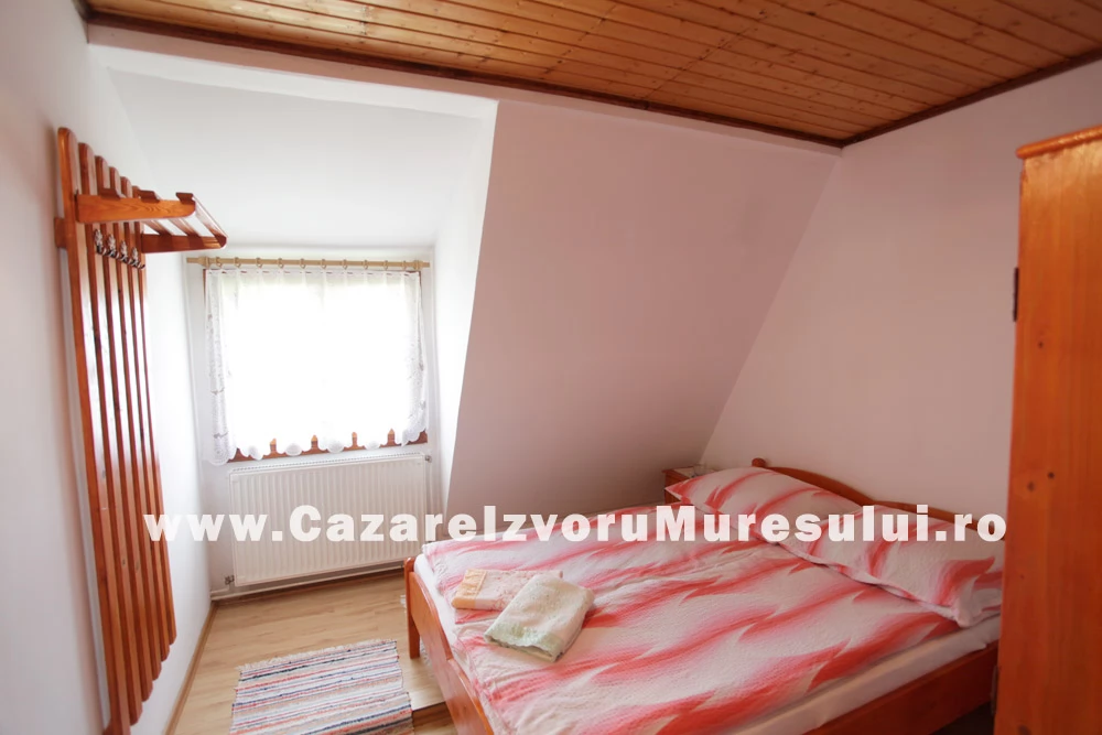 Izvoru Mureșului Cazare | Cabană (K0503-16) Imaginea poate fi supusă drepturilor de autor. Se recomandă contactarea titularului drepturilor. Izvoru Mureșului Cazare | Cabană (K0503-16) Imaginea poate fi supusă drepturilor de autor. Se recomandă contactarea titularului drepturilor.