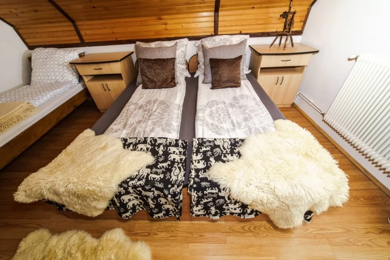 Boga Völgye Szállás | Villa (K0027-17) A kép szerzői jogvédelem alatt állhat. Javasolt a kapcsolatfelvétel a jog tulajdonossal. Boga Völgye Szállás | Villa (K0027-17) A kép szerzői jogvédelem alatt állhat. Javasolt a kapcsolatfelvétel a jog tulajdonossal.