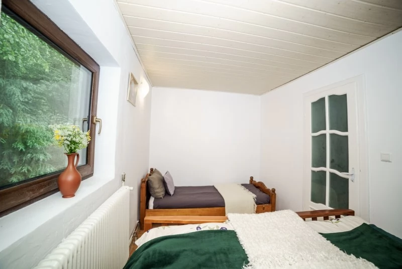 Boga Völgye Szállás | Villa (K0027-26) A kép szerzői jogvédelem alatt állhat. Javasolt a kapcsolatfelvétel a jog tulajdonossal. Boga Völgye Szállás | Villa (K0027-26) A kép szerzői jogvédelem alatt állhat. Javasolt a kapcsolatfelvétel a jog tulajdonossal.