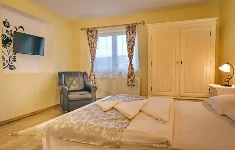 Bazna Cazare | Motel (K0662-8) Imaginea poate fi supusă drepturilor de autor. Se recomandă contactarea titularului drepturilor.