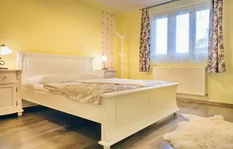 Bazna Cazare | Motel (K0662-13) Imaginea poate fi supusă drepturilor de autor. Se recomandă contactarea titularului drepturilor.