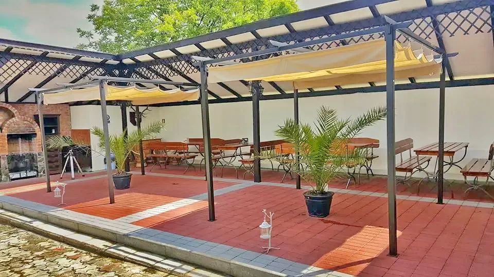 Bazna Cazare | Motel (K0662-21) Imaginea poate fi supusă drepturilor de autor. Se recomandă contactarea titularului drepturilor.