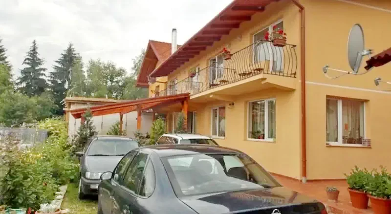 Ocna Șugatag Cazare | Motel (K1006-17) Imaginea poate fi supusă drepturilor de autor. Se recomandă contactarea titularului drepturilor.