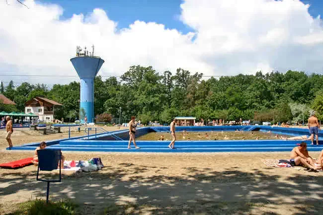 Aknasúgatag Szállás | Motel (K1006-18) A kép szerzői jogvédelem alatt állhat. Javasolt a kapcsolatfelvétel a jog tulajdonossal.