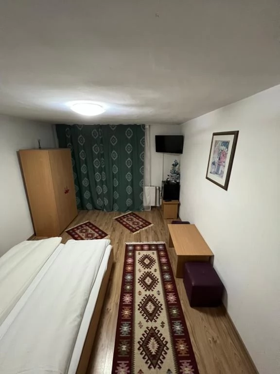 Aknasúgatag Szállás | Motel (K1006-36) A kép szerzői jogvédelem alatt állhat. Javasolt a kapcsolatfelvétel a jog tulajdonossal.