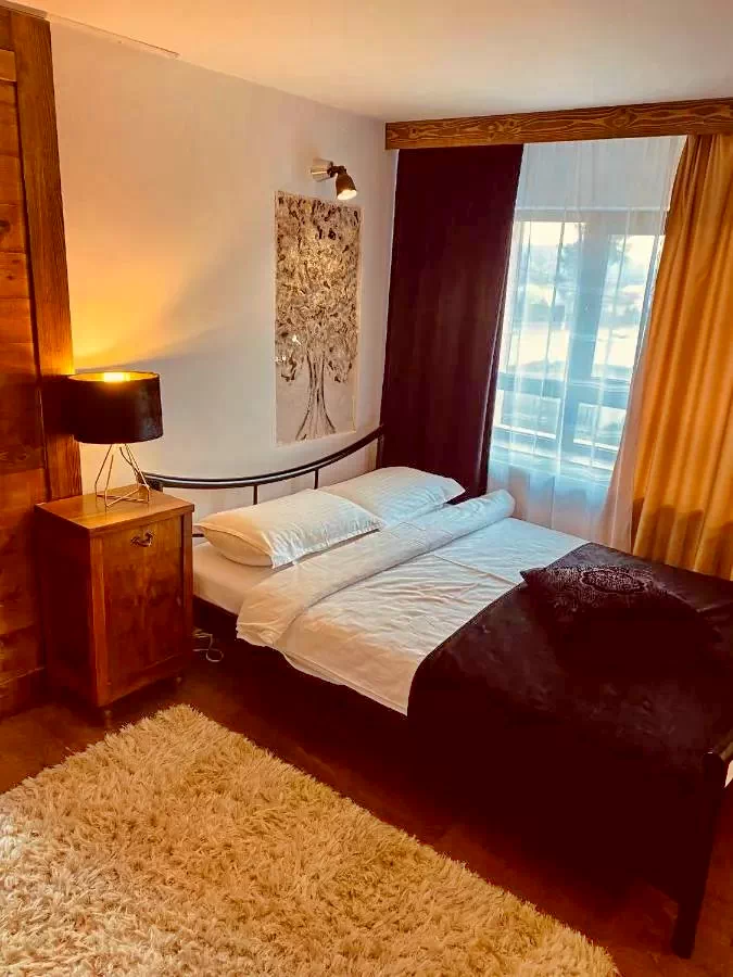 Breaza Cazare | Hotel**** (K0703-12) Imaginea poate fi supusă drepturilor de autor. Se recomandă contactarea titularului drepturilor.