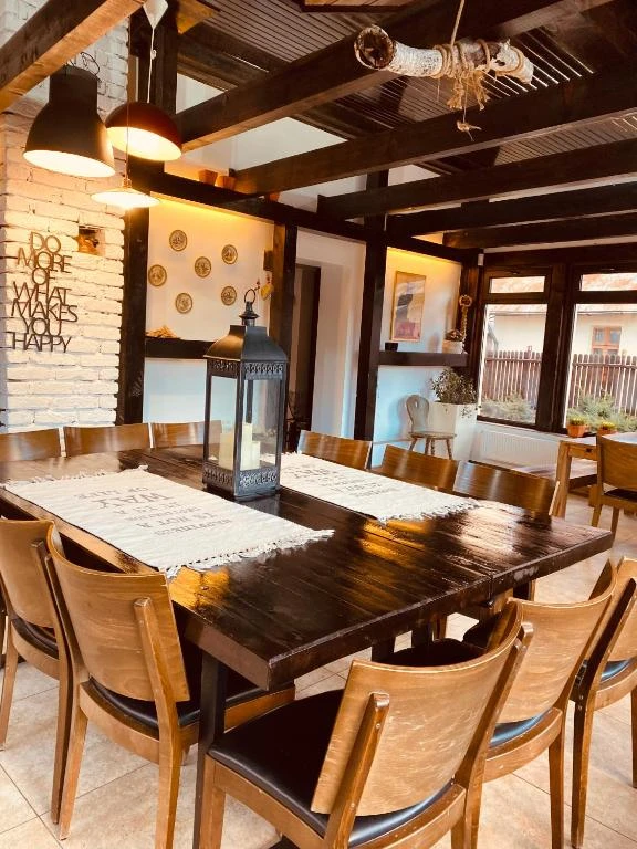 Breaza Cazare | Hotel**** (K0703-54) Imaginea poate fi supusă drepturilor de autor. Se recomandă contactarea titularului drepturilor.