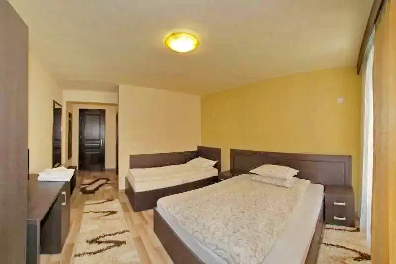 Kiskoh Szállás | Panzió (K0369-7) A kép szerzői jogvédelem alatt állhat. Javasolt a kapcsolatfelvétel a jog tulajdonossal. Kiskoh Szállás | Panzió (K0369-7) A kép szerzői jogvédelem alatt állhat. Javasolt a kapcsolatfelvétel a jog tulajdonossal.