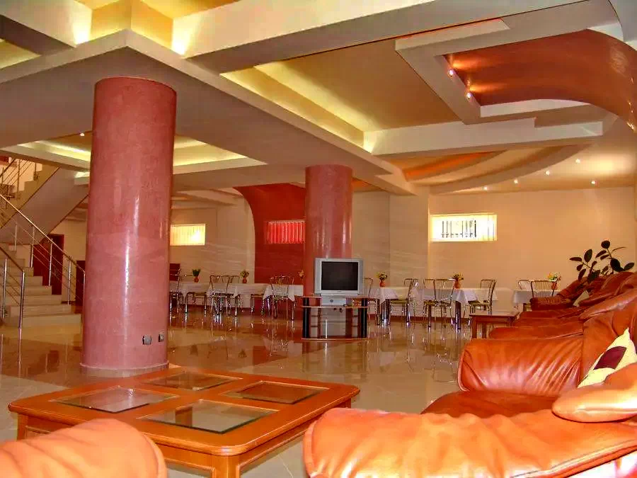 Eforie Nord Cazare | Camping / Popas turistic (K1315-15) Imaginea poate fi supusă drepturilor de autor. Se recomandă contactarea titularului drepturilor.