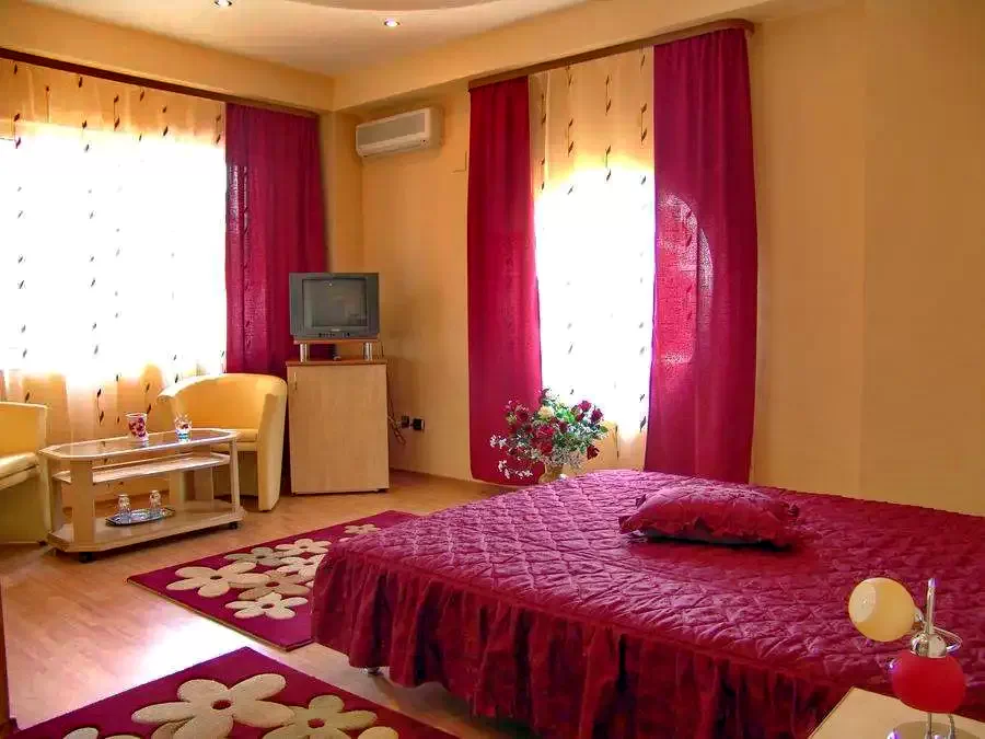  Szállás | Kemping / turistapihenő (K1315-37) A kép szerzői jogvédelem alatt állhat. Javasolt a kapcsolatfelvétel a jog tulajdonossal.