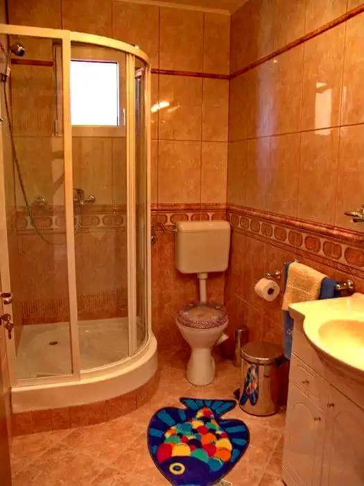  Szállás | Kemping / turistapihenő (K1315-39) A kép szerzői jogvédelem alatt állhat. Javasolt a kapcsolatfelvétel a jog tulajdonossal.