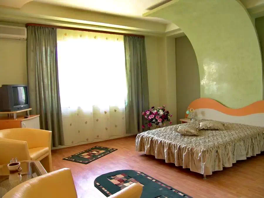  Szállás | Kemping / turistapihenő (K1315-43) A kép szerzői jogvédelem alatt állhat. Javasolt a kapcsolatfelvétel a jog tulajdonossal.