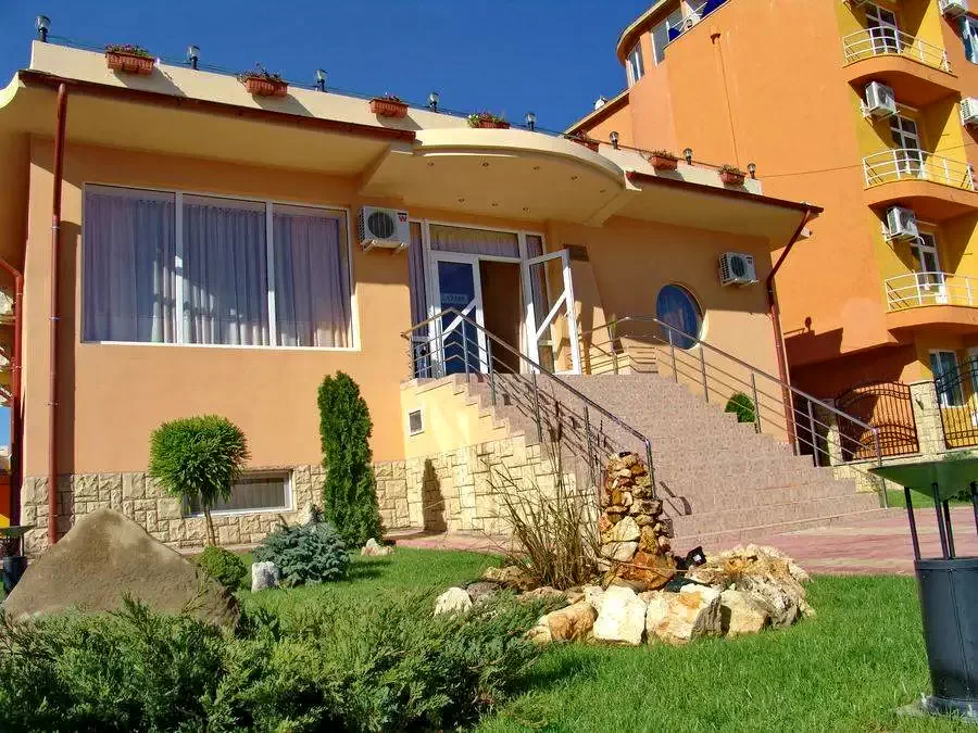  Szállás | Kemping / turistapihenő (K1315-50) A kép szerzői jogvédelem alatt állhat. Javasolt a kapcsolatfelvétel a jog tulajdonossal.