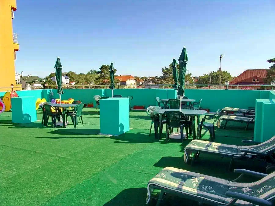 Eforie Nord Cazare | Camping / Popas turistic (K1315-55) Imaginea poate fi supusă drepturilor de autor. Se recomandă contactarea titularului drepturilor.