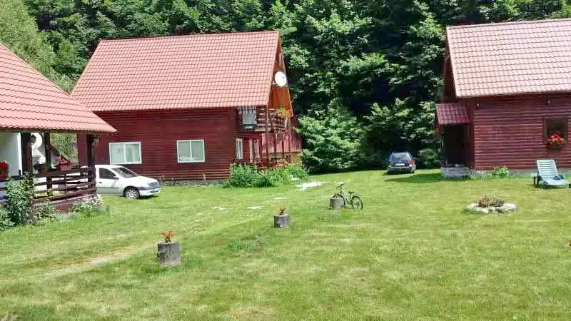 Lesu Tó Szállás | Motel (K0108-19) A kép szerzői jogvédelem alatt állhat. Javasolt a kapcsolatfelvétel a jog tulajdonossal.