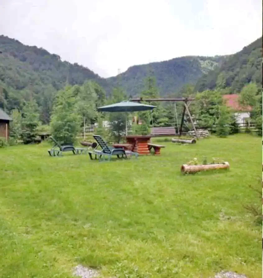 Lesu Tó Szállás | Panzió (K0107-15) A kép szerzői jogvédelem alatt állhat. Javasolt a kapcsolatfelvétel a jog tulajdonossal. Lesu Tó Szállás | Panzió (K0107-15) A kép szerzői jogvédelem alatt állhat. Javasolt a kapcsolatfelvétel a jog tulajdonossal.