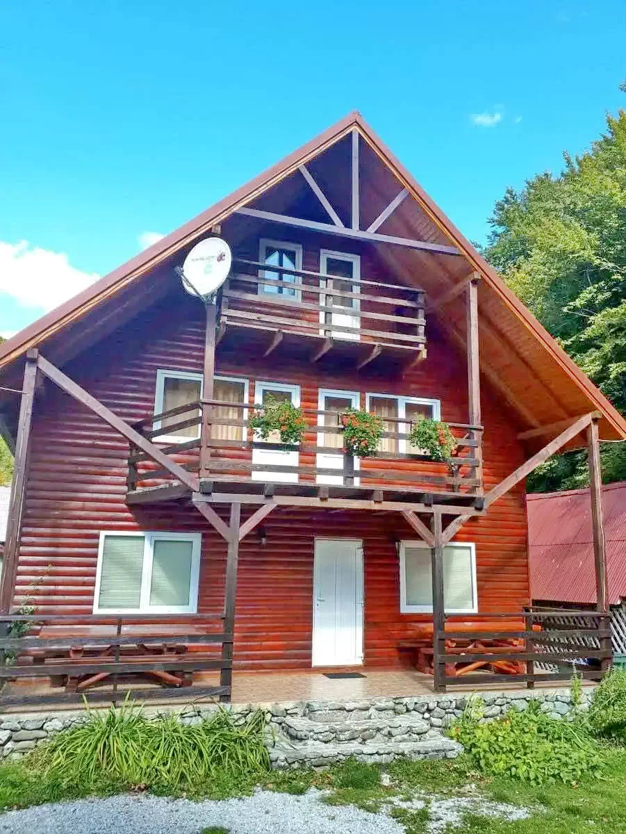 Lesu Tó Szállás | Motel (K0107-26) A kép szerzői jogvédelem alatt állhat. Javasolt a kapcsolatfelvétel a jog tulajdonossal.