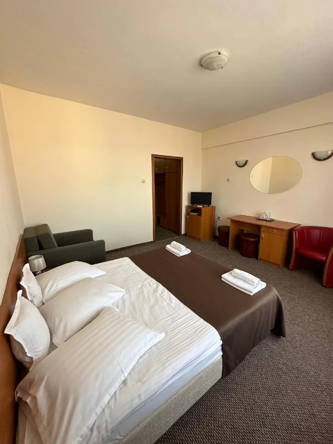 Bistrița Cazare | Pensiune turistică (K1067-23) Imaginea poate fi supusă drepturilor de autor. Se recomandă contactarea titularului drepturilor.