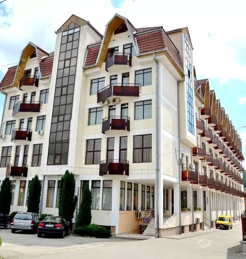 Bistrița Cazare | Hotel*** (K1067-48) Imaginea poate fi supusă drepturilor de autor. Se recomandă contactarea titularului drepturilor.