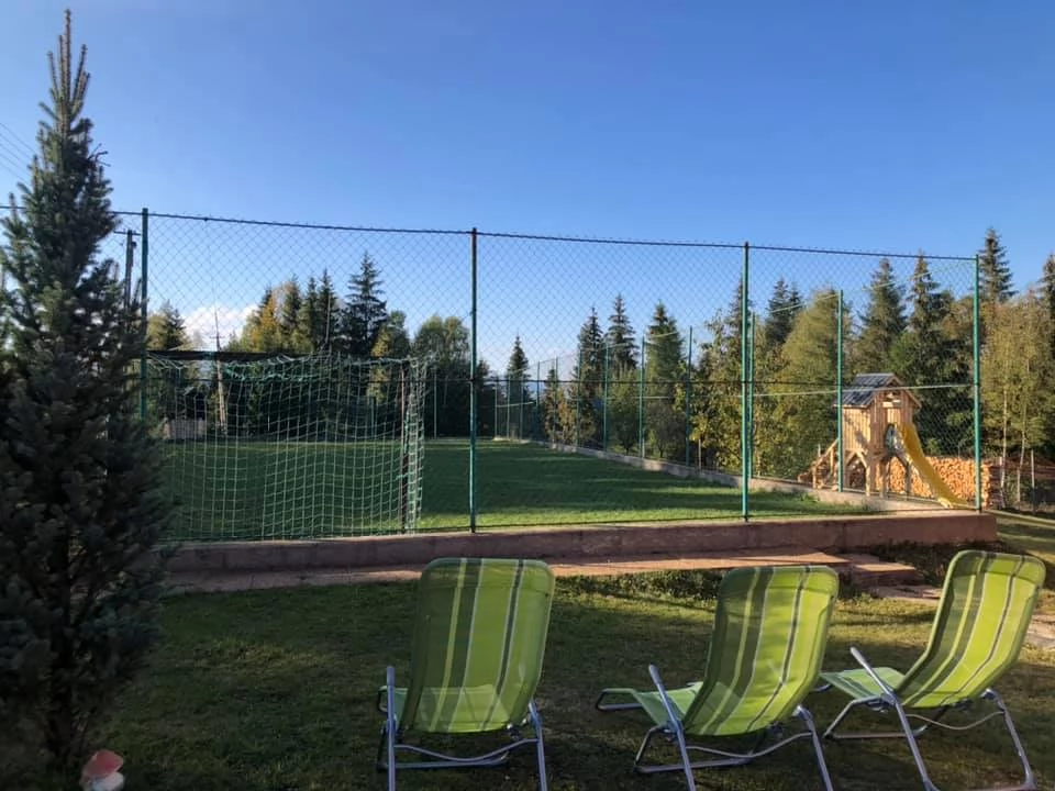 Călățele Cazare | Cabană (K0641-2) Imaginea poate fi supusă drepturilor de autor. Se recomandă contactarea titularului drepturilor.