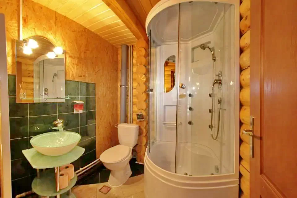 Valea Vinului Cazare | Hotel**** (K1257-15) Imaginea poate fi supusă drepturilor de autor. Se recomandă contactarea titularului drepturilor.