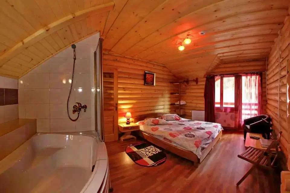 Valea Vinului Cazare | Hotel**** (K1257-20) Imaginea poate fi supusă drepturilor de autor. Se recomandă contactarea titularului drepturilor.