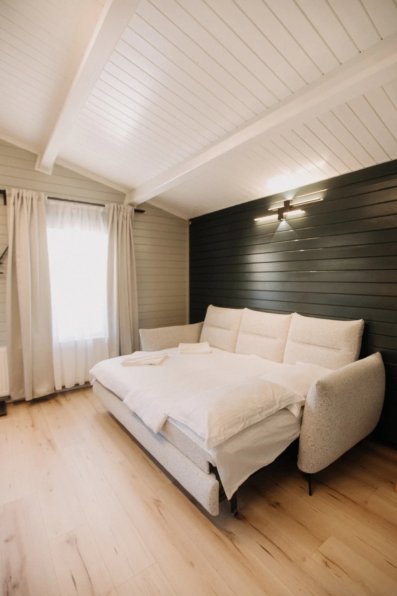 Vlăhița Cazare | Sat de vacanță (K0508-47) Imaginea poate fi supusă drepturilor de autor. Se recomandă contactarea titularului drepturilor.