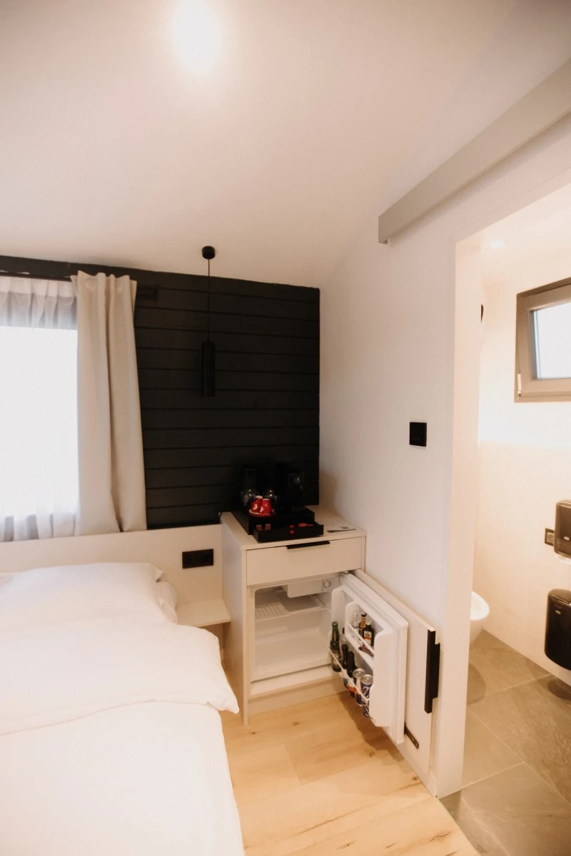 Vlăhița Cazare | Cabană (K0508-79) Imaginea poate fi supusă drepturilor de autor. Se recomandă contactarea titularului drepturilor. Vlăhița Cazare | Cabană (K0508-79) Imaginea poate fi supusă drepturilor de autor. Se recomandă contactarea titularului drepturilor.