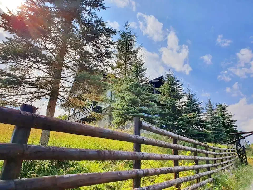 Szállás | Kulcsosház (K1208-17) A kép szerzői jogvédelem alatt állhat. Javasolt a kapcsolatfelvétel a jog tulajdonossal. Szállás | Kulcsosház (K1208-17) A kép szerzői jogvédelem alatt állhat. Javasolt a kapcsolatfelvétel a jog tulajdonossal.