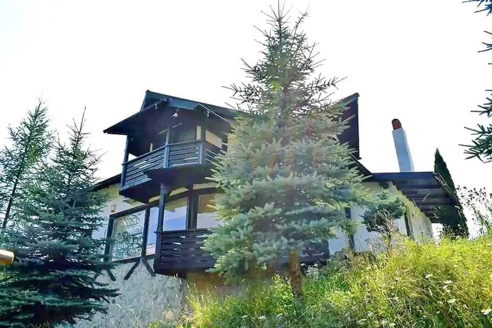  Szállás | Üdülőfalu (K1208-18) A kép szerzői jogvédelem alatt állhat. Javasolt a kapcsolatfelvétel a jog tulajdonossal.