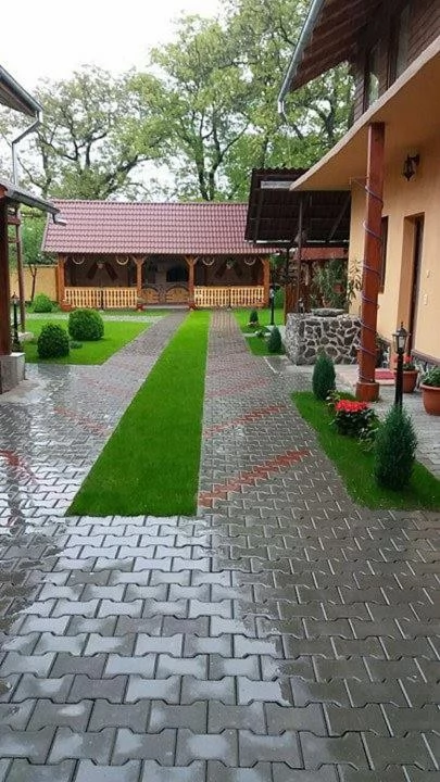 Kercisóra Szállás | Panzió (K1487-24) A kép szerzői jogvédelem alatt állhat. Javasolt a kapcsolatfelvétel a jog tulajdonossal. Kercisóra Szállás | Panzió (K1487-24) A kép szerzői jogvédelem alatt állhat. Javasolt a kapcsolatfelvétel a jog tulajdonossal.