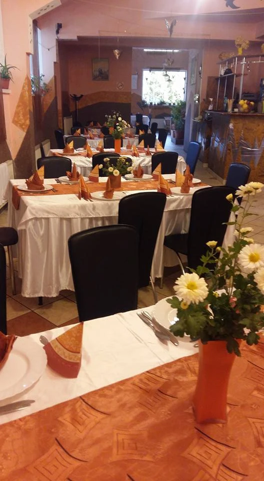 Văliug Cazare | Hotel** (K1539-2) Imaginea poate fi supusă drepturilor de autor. Se recomandă contactarea titularului drepturilor. Văliug Cazare | Hotel** (K1539-2) Imaginea poate fi supusă drepturilor de autor. Se recomandă contactarea titularului drepturilor.