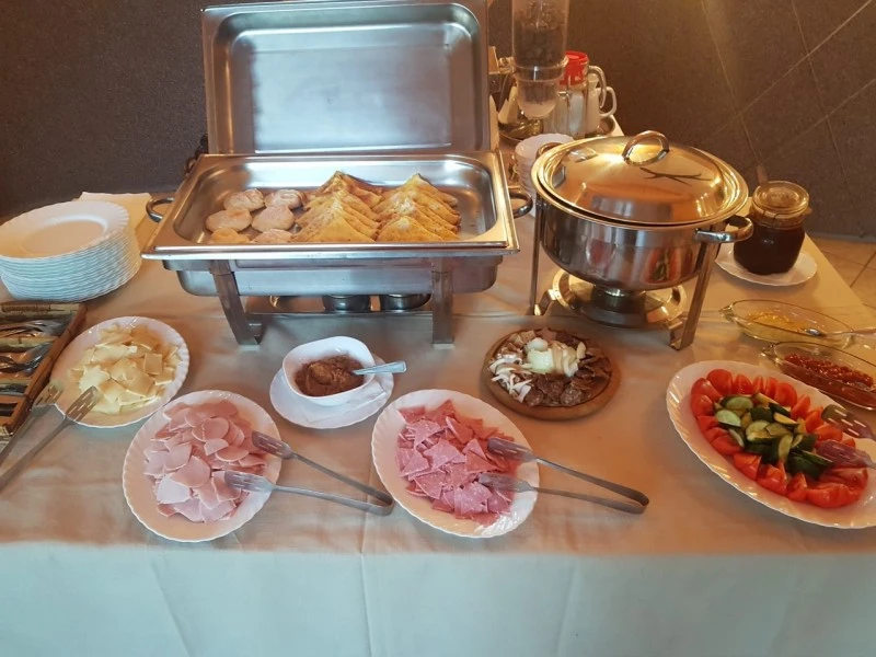 Văliug Cazare | Hotel** (K1539-5) Imaginea poate fi supusă drepturilor de autor. Se recomandă contactarea titularului drepturilor. Văliug Cazare | Hotel** (K1539-5) Imaginea poate fi supusă drepturilor de autor. Se recomandă contactarea titularului drepturilor.