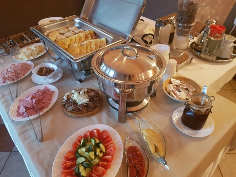 Văliug Cazare | Hotel** (K1539-6) Imaginea poate fi supusă drepturilor de autor. Se recomandă contactarea titularului drepturilor. Văliug Cazare | Hotel** (K1539-6) Imaginea poate fi supusă drepturilor de autor. Se recomandă contactarea titularului drepturilor.