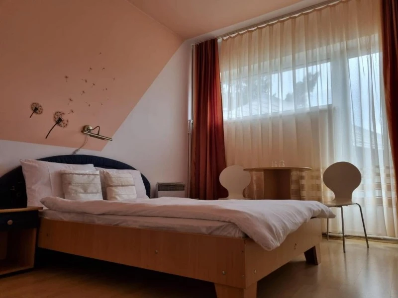 Văliug Cazare | Hotel** (K1539-11) Imaginea poate fi supusă drepturilor de autor. Se recomandă contactarea titularului drepturilor. Văliug Cazare | Hotel** (K1539-11) Imaginea poate fi supusă drepturilor de autor. Se recomandă contactarea titularului drepturilor.