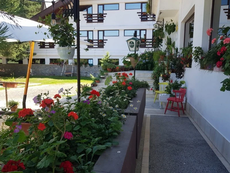 Văliug Cazare | Hotel** (K1539-27) Imaginea poate fi supusă drepturilor de autor. Se recomandă contactarea titularului drepturilor. Văliug Cazare | Hotel** (K1539-27) Imaginea poate fi supusă drepturilor de autor. Se recomandă contactarea titularului drepturilor.