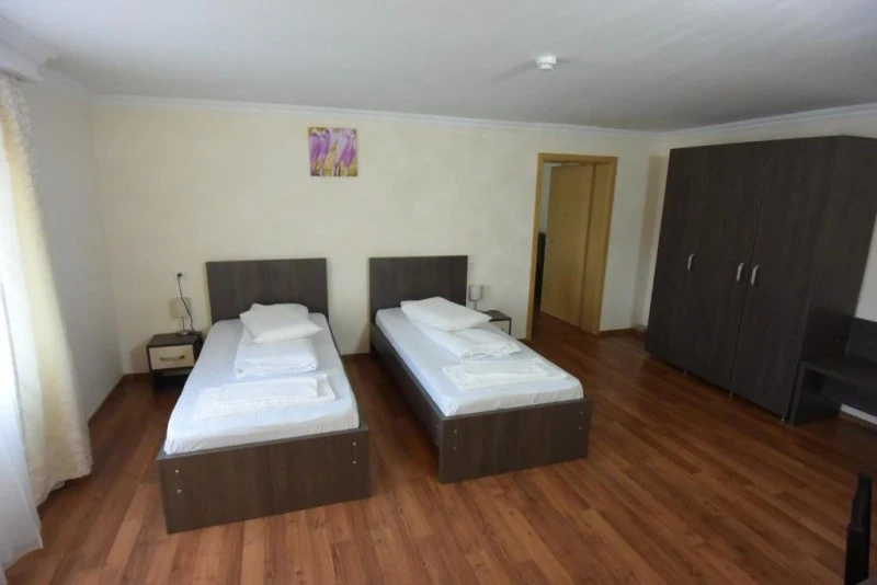 Temesvár Szállás | Turisztikai panzió (K1578-30) A kép szerzői jogvédelem alatt állhat. Javasolt a kapcsolatfelvétel a jog tulajdonossal.