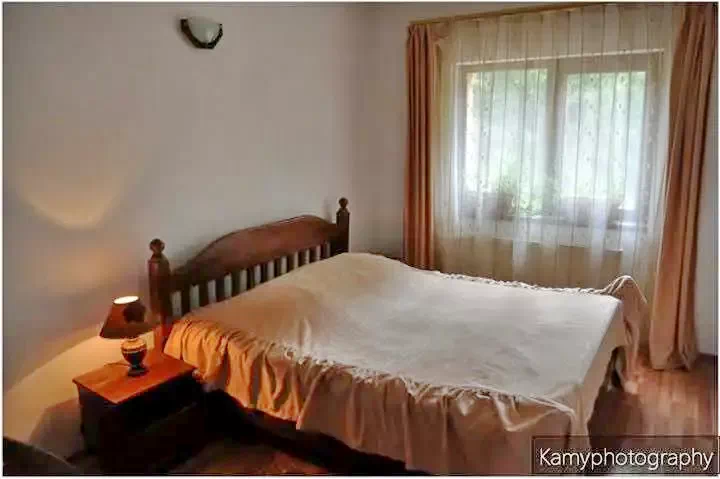 Arieșeni Cazare | Camping / Popas turistic (K0995-23) Imaginea poate fi supusă drepturilor de autor. Se recomandă contactarea titularului drepturilor.