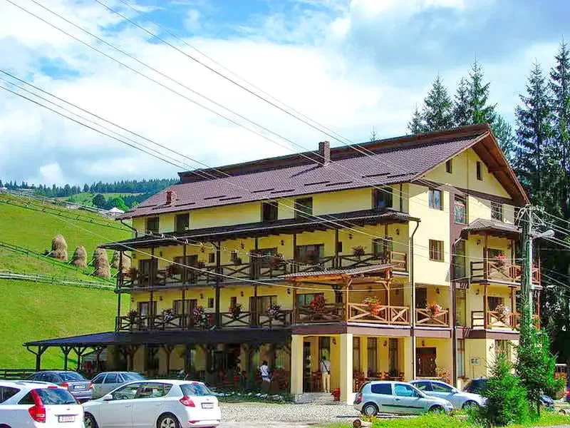 Arieșeni Cazare | Camping / Popas turistic (K0995-36) Imaginea poate fi supusă drepturilor de autor. Se recomandă contactarea titularului drepturilor.