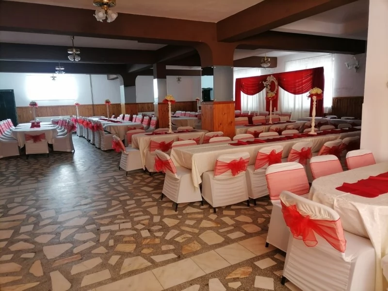 Câmpu Cetății Cazare | Hotel**** (K1472-5) Imaginea poate fi supusă drepturilor de autor. Se recomandă contactarea titularului drepturilor.