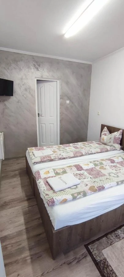 Lupeni Cazare | Hotel**** (K0981-26) Imaginea poate fi supusă drepturilor de autor. Se recomandă contactarea titularului drepturilor.