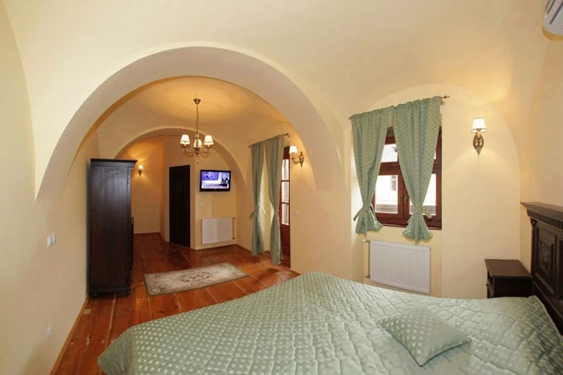 Cazare Sighișoara - Hotel Casa Wagner*** | Segesvár - Casa Wagner Hotel***. Imaginea poate fi supusă drepturilor de autor. Se recomandă contactarea titularului drepturilor.