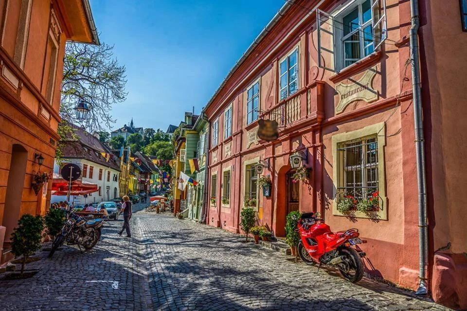 Cazare Sighișoara - Hotel Casa Wagner*** | Segesvár - Casa Wagner Hotel***. Imaginea poate fi supusă drepturilor de autor. Se recomandă contactarea titularului drepturilor.