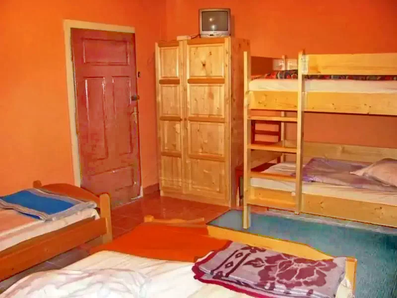 Băile Tușnad Cazare | Motel (K0045-14) Imaginea poate fi supusă drepturilor de autor. Se recomandă contactarea titularului drepturilor.