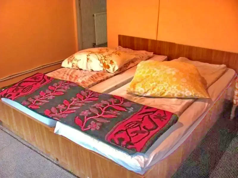 Băile Tușnad Cazare | Motel (K0045-27) Imaginea poate fi supusă drepturilor de autor. Se recomandă contactarea titularului drepturilor.