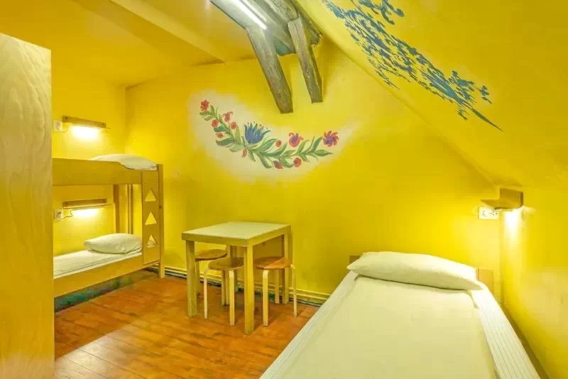 Sighișoara Cazare | Hostel (K1425-45) Imaginea poate fi supusă drepturilor de autor. Se recomandă contactarea titularului drepturilor.