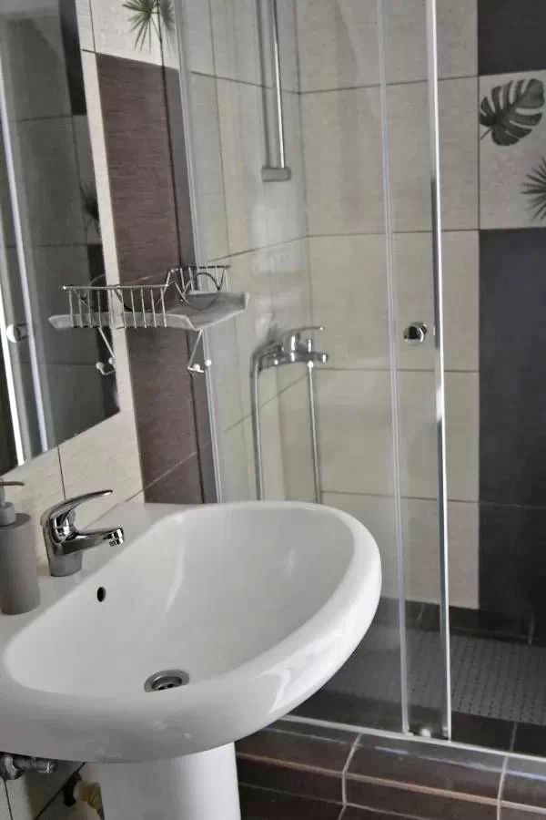 Praid Cazare | Pensiune (K0294-5) Imaginea poate fi supusă drepturilor de autor. Se recomandă contactarea titularului drepturilor.