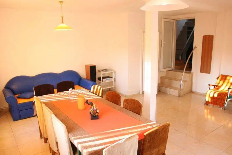 Izvoru Mureșului Cazare | Cabană (K0455-14) Imaginea poate fi supusă drepturilor de autor. Se recomandă contactarea titularului drepturilor. Izvoru Mureșului Cazare | Cabană (K0455-14) Imaginea poate fi supusă drepturilor de autor. Se recomandă contactarea titularului drepturilor.